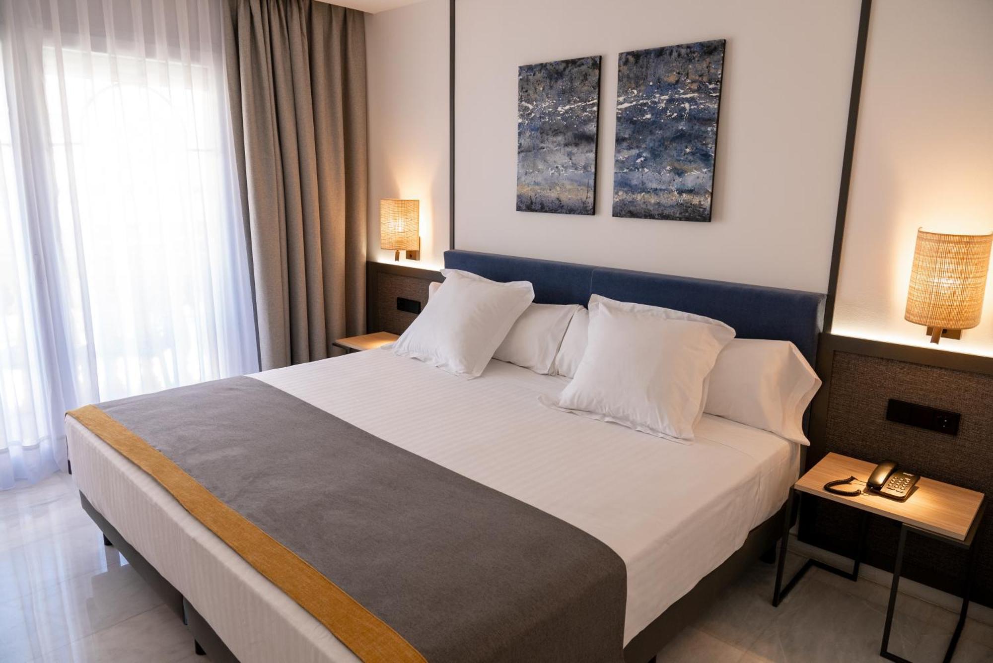 Urh Sitges Playa Hotel Luaran gambar